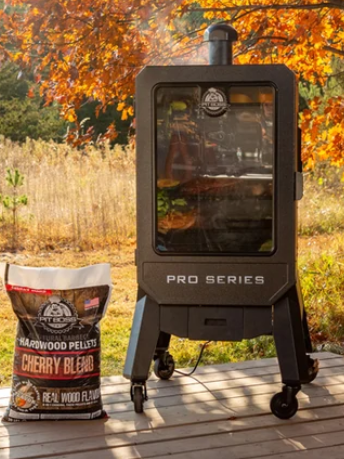 Pit Boss® Pro Series 4-Series Wood Pellet+ Free Cast Iron Set – A